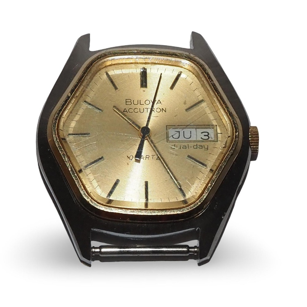 Bulova Accutron Quartz Dual Day Date Vintage Mens Watch Gold Tone Parts Repair